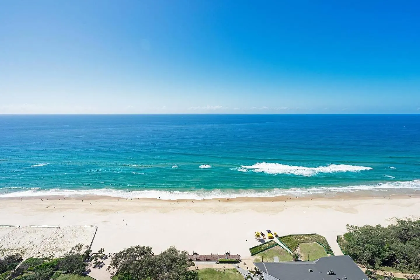 Stunning Oceanfront Luxury With Rooftop Pool Голд-Кост Австралия