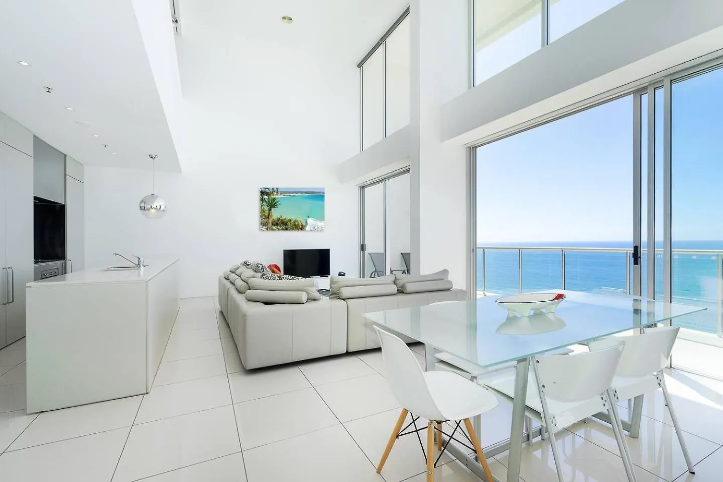 Stunning Oceanfront Luxury With Rooftop Pool غولد كوست شقة